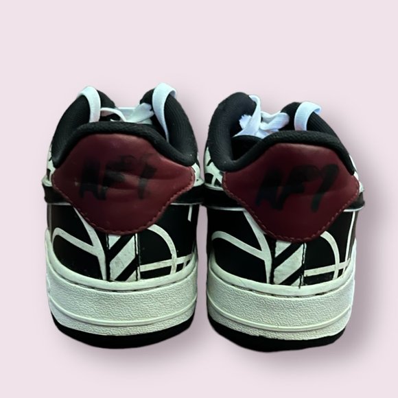 The Nike Air Force 1 Low LV8 Red - Youth 4Y - Picture 3 of 4